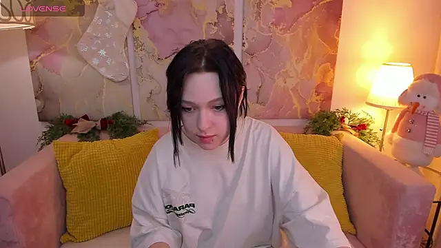 fiamoory online show from January 5, 2025, 7:38 am