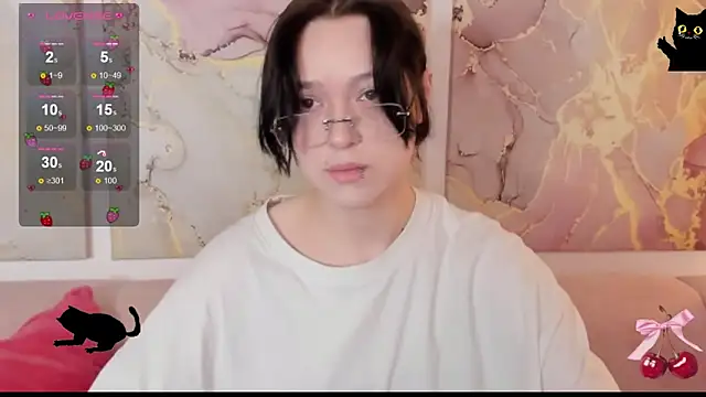 fiamoory online show from March 31, 2026, 1:29 am