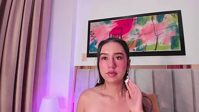 LaraGoldd online show from December 20, 2024, 1:03 am