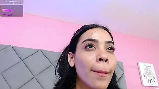 SaraSchmitt online show from February 26, 2025, 1:21 am