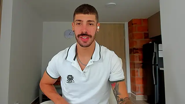 Guyinthemountain online show from December 23, 2024, 3:44 pm