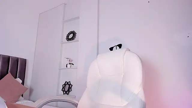 alisson sanders online show from February 11, 2025, 4:46 pm