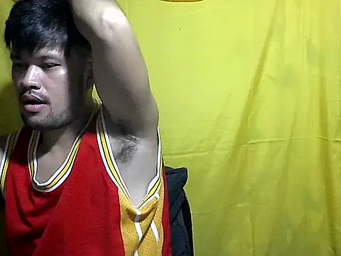 Snapshot of HairyHottestpinoyHandsome chatting on May 21, 2026, 2:35 pm HairyHottestpinoyHandsome online show from May 21, 2026, 2:35 pm