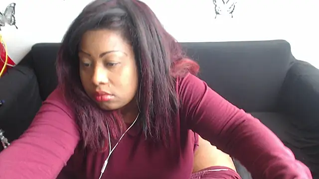 ROSEXXMARY online show from November 20, 2025, 7:46 pm