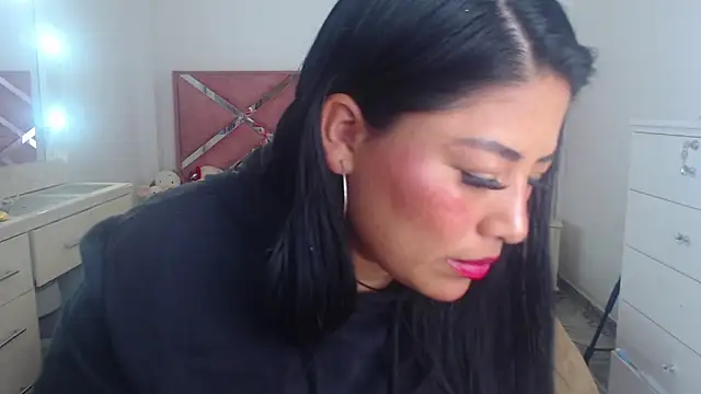 moan sex2 online show from October 12, 2025, 2:54 am