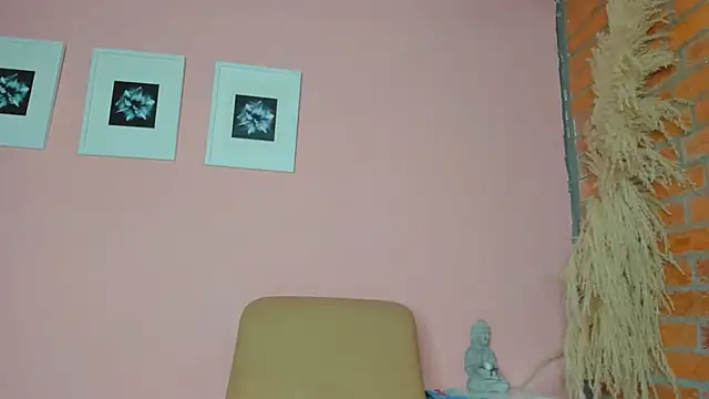 salavictoria online show from January 4, 2025, 6:51 pm