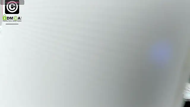 Queenrafaella online show from March 16, 2026, 4:29 am