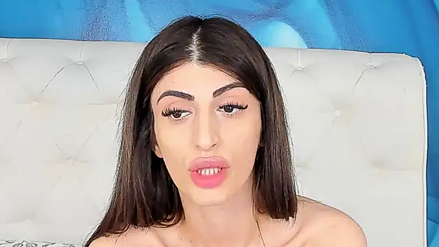 SkinnyDolly online show from February 14, 2026, 9:44 pm