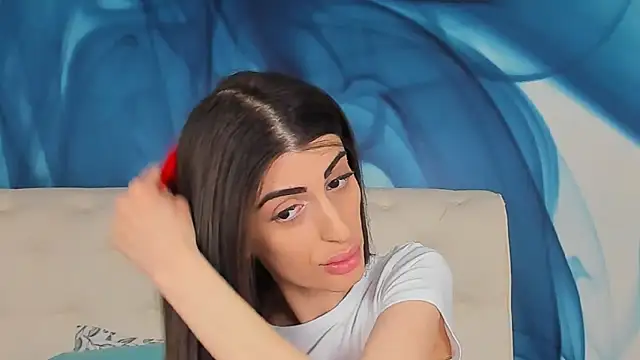 Snapshot of SkinnyDolly chatting on March 8, 2026, 9:40 pm SkinnyDolly online show from March 8, 2026, 9:40 pm