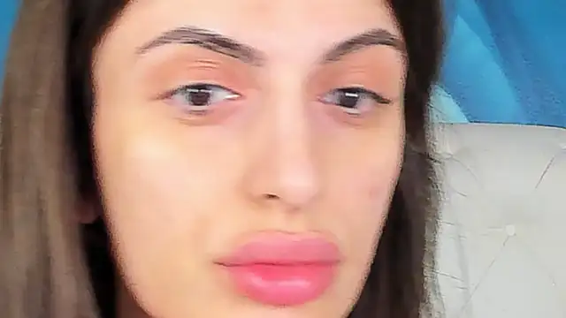 Snapshot of SkinnyDolly chatting on May 15, 2026, 2:07 am SkinnyDolly online show from May 15, 2026, 2:07 am