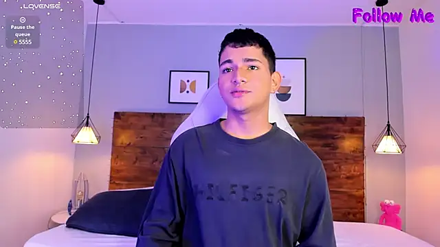 ander deimond  online show from February 6, 2025, 4:25 pm