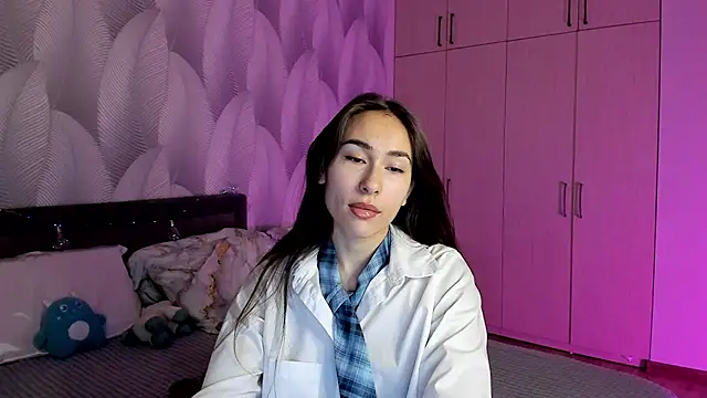 Snapshot of Bambiii_bby chatting on December 12, 2024, 2:15 am Bambiii bby online show from December 12, 2024, 2:15 am