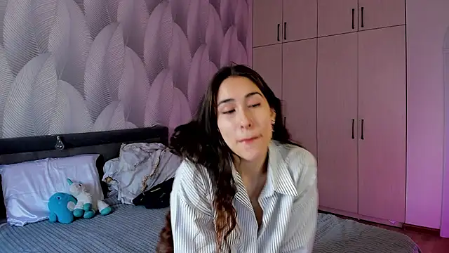 Snapshot of Bambiii_bby chatting on December 22, 2024, 6:06 am Bambiii bby online show from December 22, 2024, 6:06 am