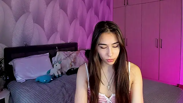 Snapshot of Bambiii_bby chatting on January 20, 2025, 3:15 am Bambiii bby online show from January 20, 2025, 3:15 am