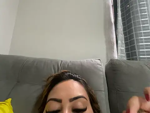 Snapshot of lariic chatting on March 22, 2025, 6:25 pm lariic online show from March 22, 2025, 6:25 pm