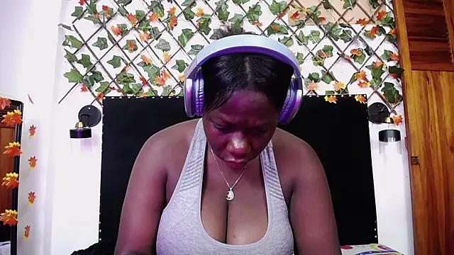 skaysanchez1 online show from February 22, 2026, 12:15 pm