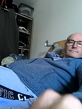 bogland33 online show from September 16, 2025, 8:15 am