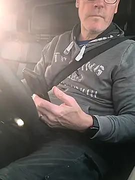 bogland33 online show from October 2, 2025, 4:36 pm