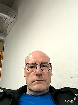 bogland33 online show from May 11, 2026, 3:29 pm