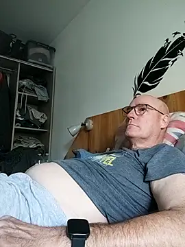 bogland33 online show from May 31, 2026, 6:53 pm