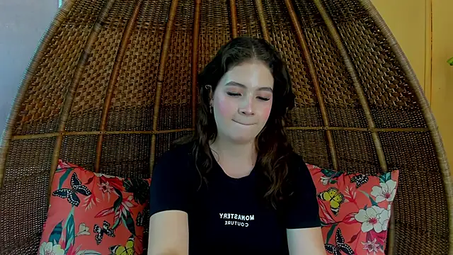 Snapshot of KarenPautt chatting on January 28, 2025, 8:58 pm KarenPautt online show from January 28, 2025, 8:58 pm