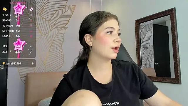 Snapshot of KarenPautt chatting on February 8, 2025, 7:05 pm KarenPautt online show from February 8, 2025, 7:05 pm