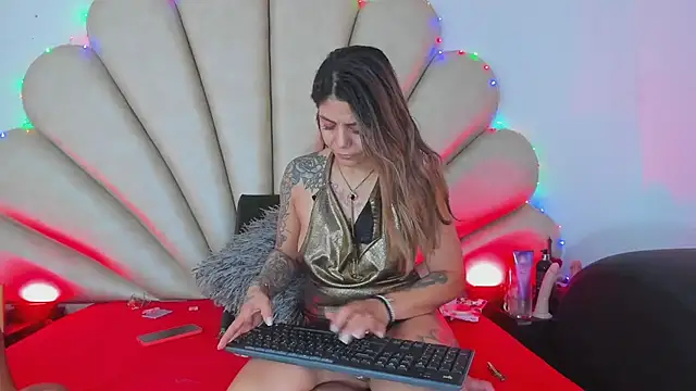 Anna  Spencer online show from February 12, 2025, 6:30 pm