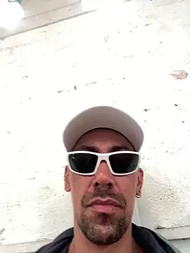 Snapshot of dantedesirexx chatting on February 27, 2025, 5:58 pm dantedesirexx online show from February 27, 2025, 5:58 pm