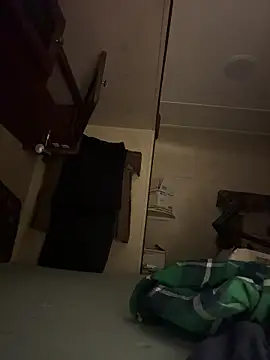 Snapshot of devinshd chatting on October 24, 2025, 5:48 am devinshd online show from October 24, 2025, 5:48 am