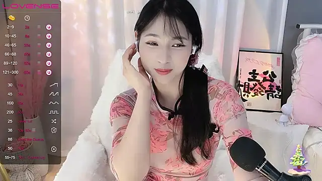 -Jolene-688- online show from March 17, 2025, 4:33 pm