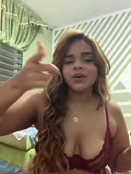 Evabigass online show from December 6, 2024, 6:50 pm