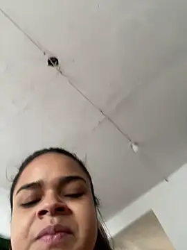 Evabigass online show from March 22, 2026, 12:30 pm