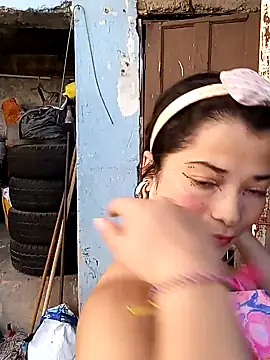 Snapshot of Elvishcassie_ chatting on January 20, 2025, 4:55 pm Elvishcassie online show from January 20, 2025, 4:55 pm