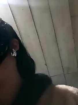 Snapshot of Elvishcassie_ chatting on March 12, 2025, 6:55 pm Elvishcassie online show from March 12, 2025, 6:55 pm