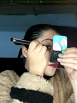 Snapshot of Elvishcassie_ chatting on March 13, 2025, 7:39 pm Elvishcassie online show from March 13, 2025, 7:39 pm