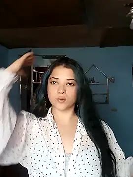 Snapshot of Elvishcassie_ chatting on October 31, 2025, 7:59 pm Elvishcassie online show from October 31, 2025, 7:59 pm