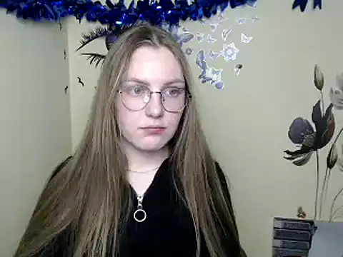 Snapshot of _AlMamiyy_ chatting on December 24, 2024, 9:22 pm  AlMamiyy  online show from December 24, 2024, 9:22 pm