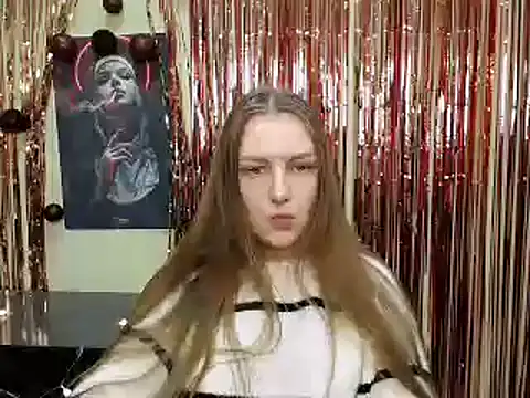 Snapshot of _AlMamiyy_ chatting on January 14, 2025, 3:04 pm  AlMamiyy  online show from January 14, 2025, 3:04 pm