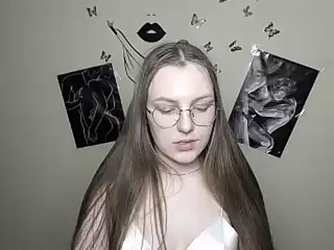 Snapshot of _AlMamiyy_ chatting on January 28, 2025, 10:45 pm  AlMamiyy  online show from January 28, 2025, 10:45 pm