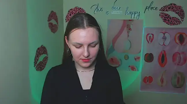 Snapshot of _AlMamiyy_ chatting on February 13, 2025, 7:42 pm  AlMamiyy  online show from February 13, 2025, 7:42 pm