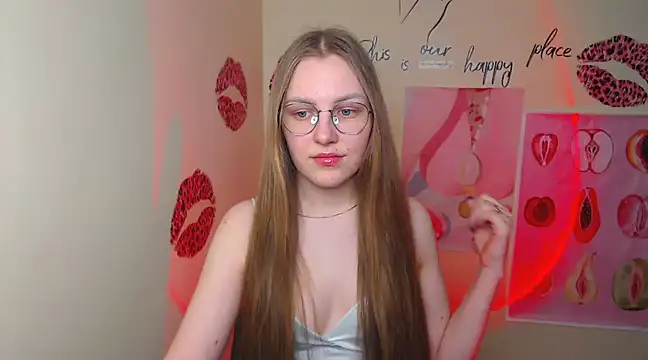 Snapshot of _AlMamiyy_ chatting on March 2, 2025, 1:38 pm  AlMamiyy  online show from March 2, 2025, 1:38 pm