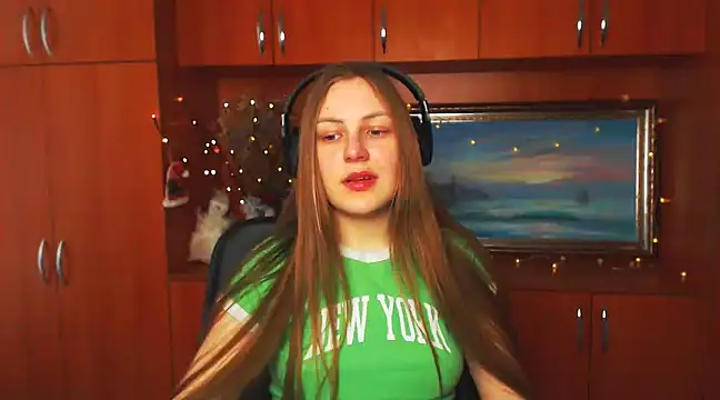 Snapshot of _AlMamiyy_ chatting on March 4, 2025, 1:28 pm  AlMamiyy  online show from March 4, 2025, 1:28 pm