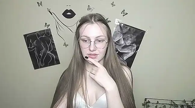 Snapshot of _AlMamiyy_ chatting on March 6, 2025, 4:49 pm  AlMamiyy  online show from March 6, 2025, 4:49 pm