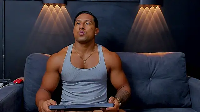 CallumMuscle online show from February 1, 2025, 1:44 am