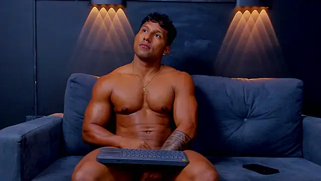 CallumMuscle online show from March 5, 2025, 9:38 am