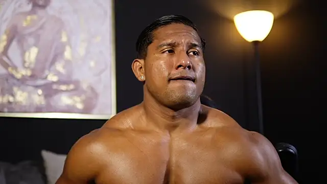 CallumMuscle online show from December 15, 2025, 4:39 am