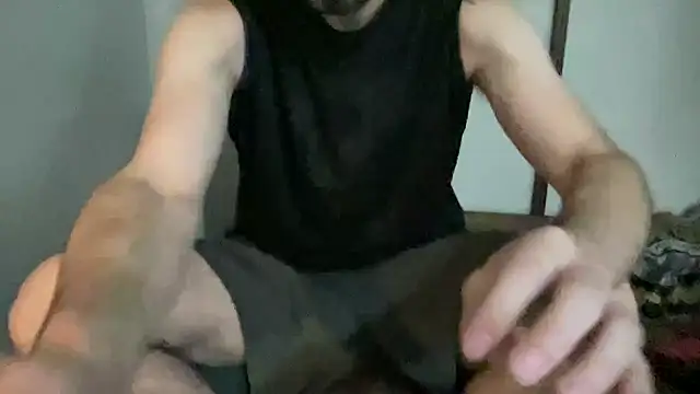 Snapshot of alphajoshkosh chatting on June 16, 2026, 11:40 pm alphajoshkosh online show from June 16, 2026, 11:40 pm
