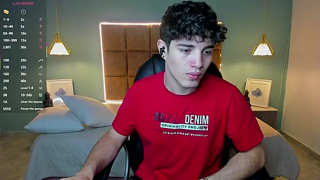 AlejooTwink online show from October 3, 2025, 12:40 am