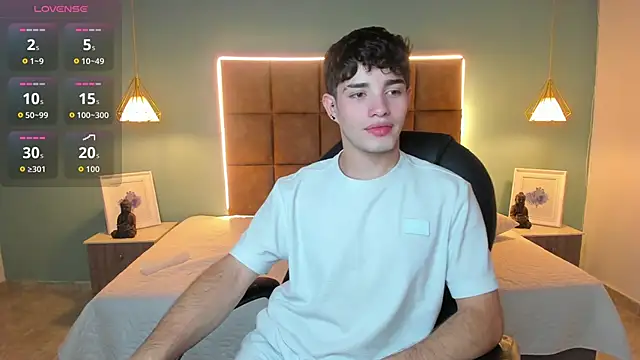 AlejooTwink online show from November 28, 2025, 12:57 am