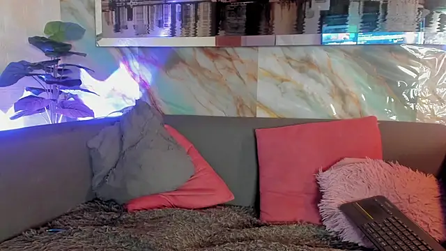 Layla 707 online show from March 14, 2025, 2:53 am